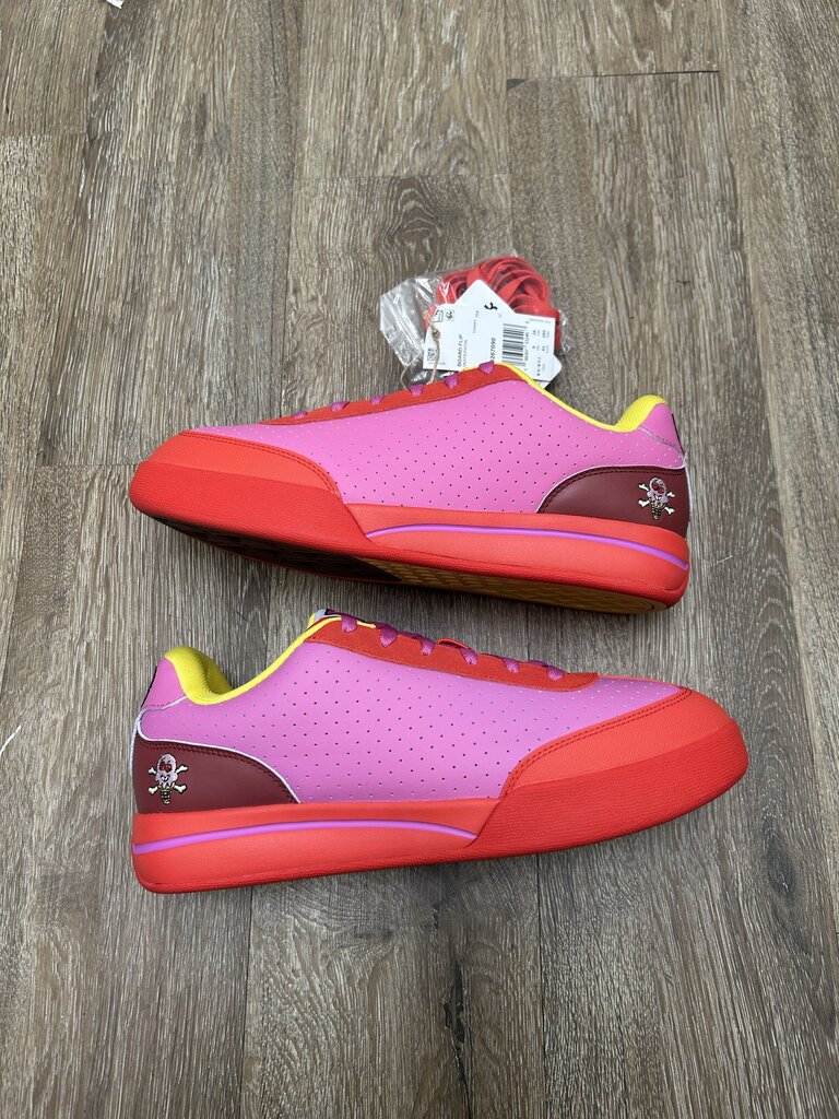 New Reebok Ice cream Boardflip Pink sz.10