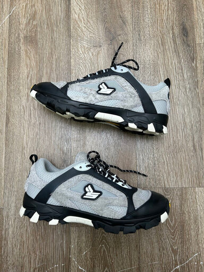 Preowned Sicko Hiking Grey Black Size 9
