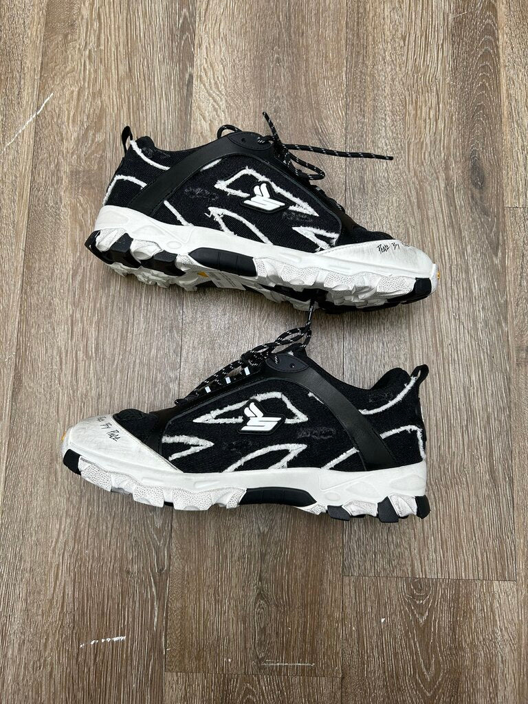 New Sicko Hiking Black Distressed White Toe Size 9
