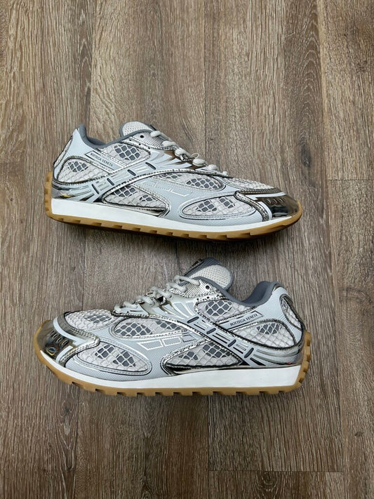Preowned Bottega Orbit White Silver Size 42