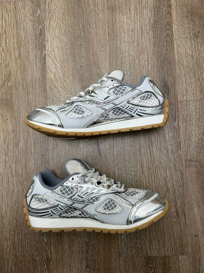 Preowned Bottega Orbit White Silver Size 42