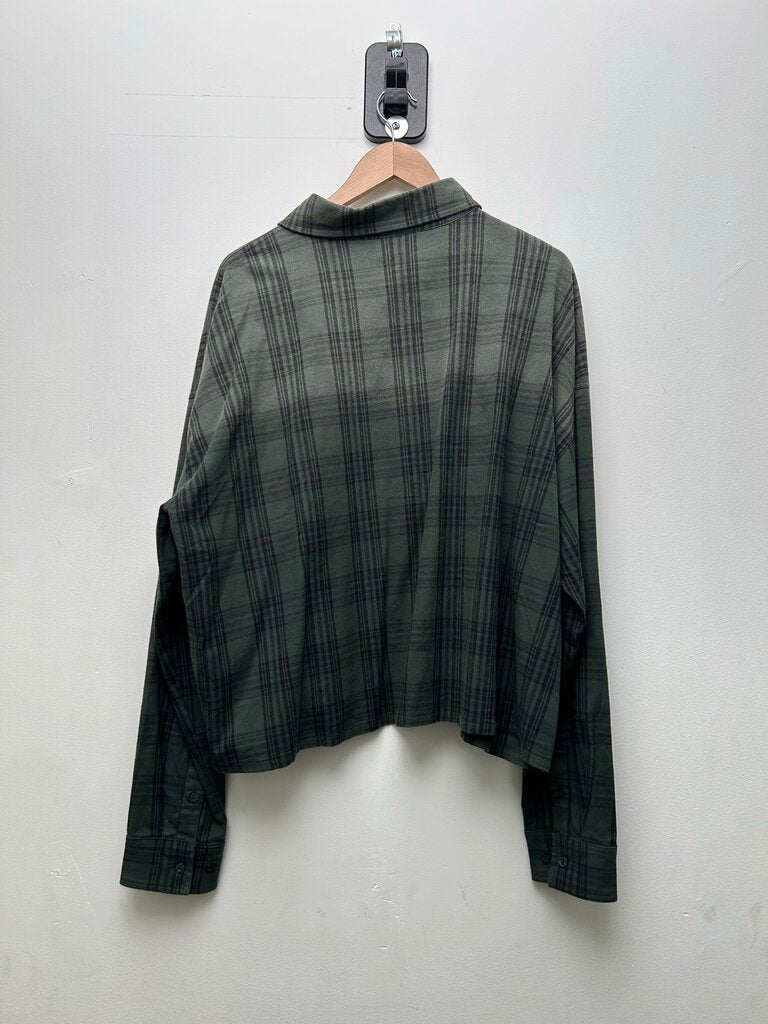 Preowned Gv Gallery green Flannel Size Medium