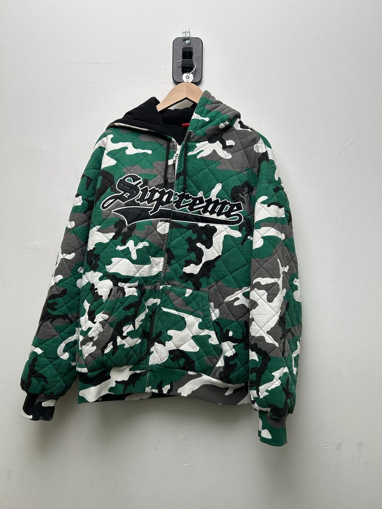 Preowned Supreme Green Camo Quilted Zip Up Jacket Sz.Large