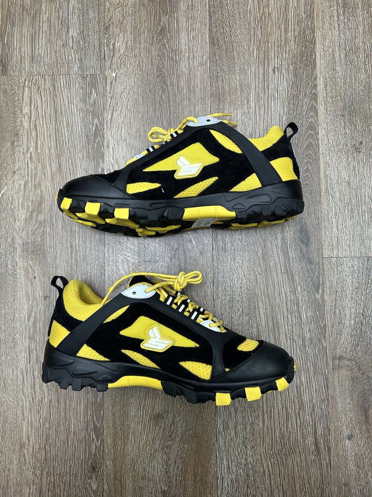 Preowned Sicko Hiking Shoe Yellow Sz.10