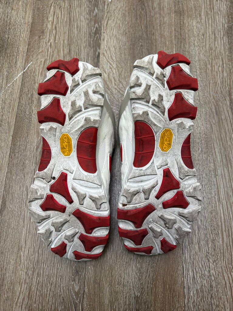 Prowned Sicko Hiking 424 White Pony Hair Sz 8