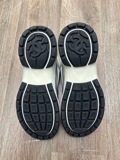 Preowned Chanel Runner White Silver Size 40