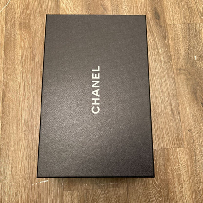 Preowned Chanel Runner White Silver Size 40