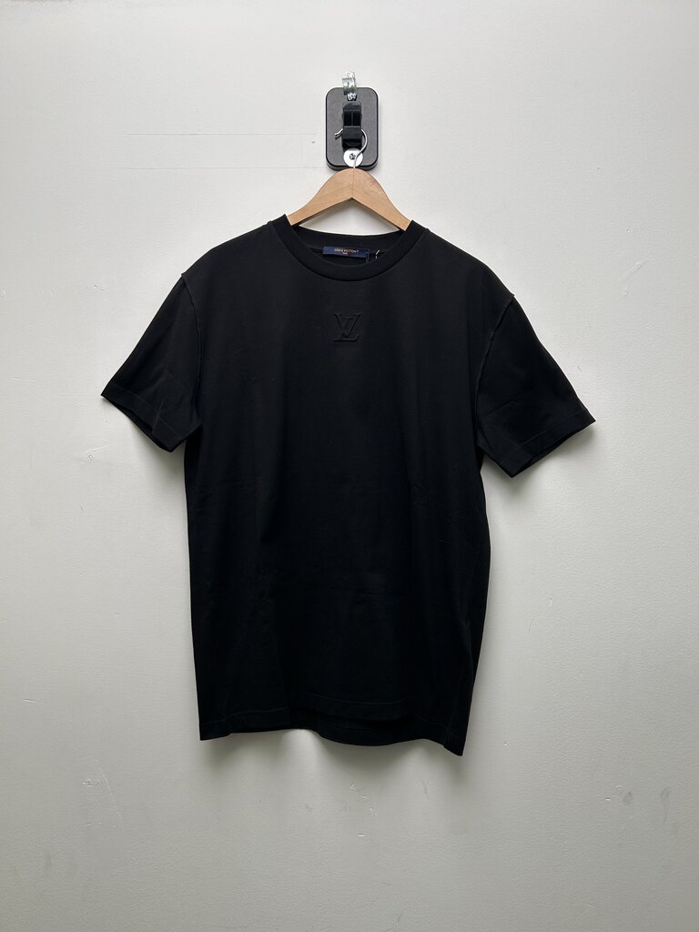 New Louis Vuitton Black Chest Logo Tee Size Large