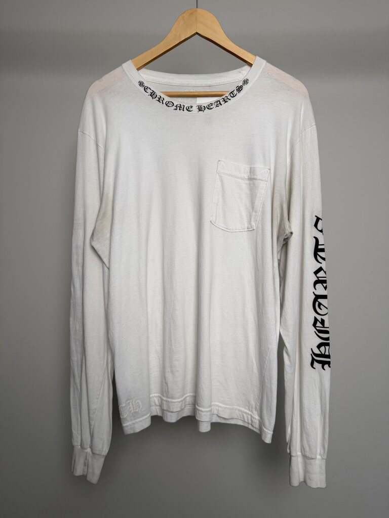 Preowned Chrome Heart Kneck Logo Arm Logo White L/S size L