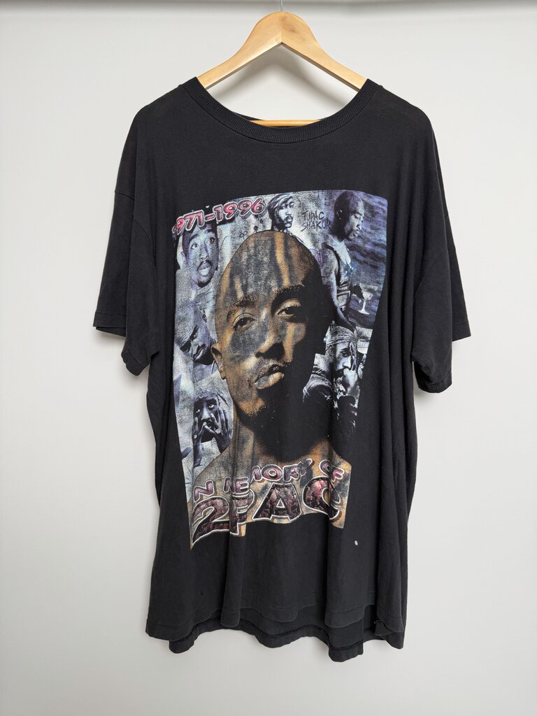 90s 2pac In Memory Rap Tee size 2XL