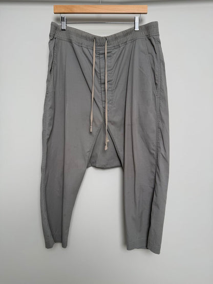 Preowned Rick Owens Grey 3qtr Shorts size M