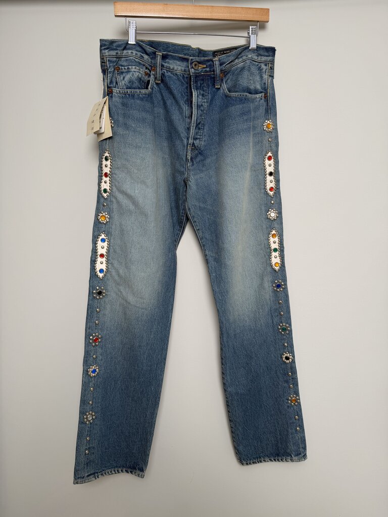 New Kapital Lightwash Rhinestone Jeans size 34