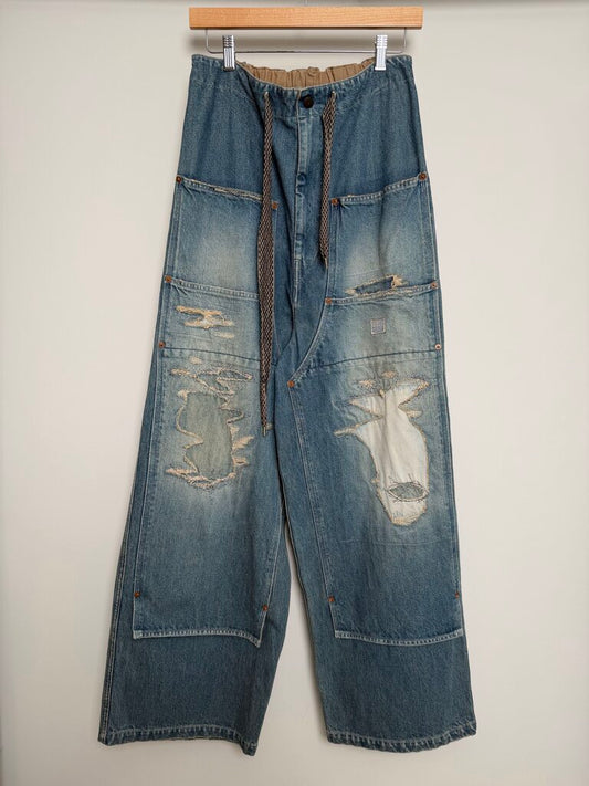 New Kapital Lightwash Distressed Double Knee Size 4