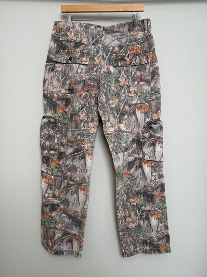 New GV Gallery Camo Cargo Pants size M