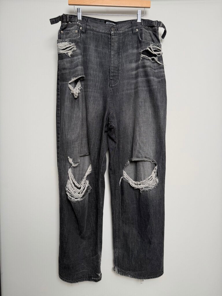 Preowned Balenciaga Baggy Distressed Grey Skate Denim size M