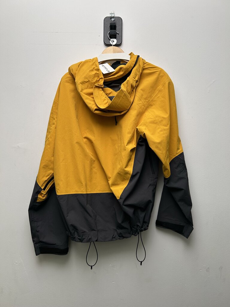 Preowned Gv Gallery Yellow Rain Jacket Size Large