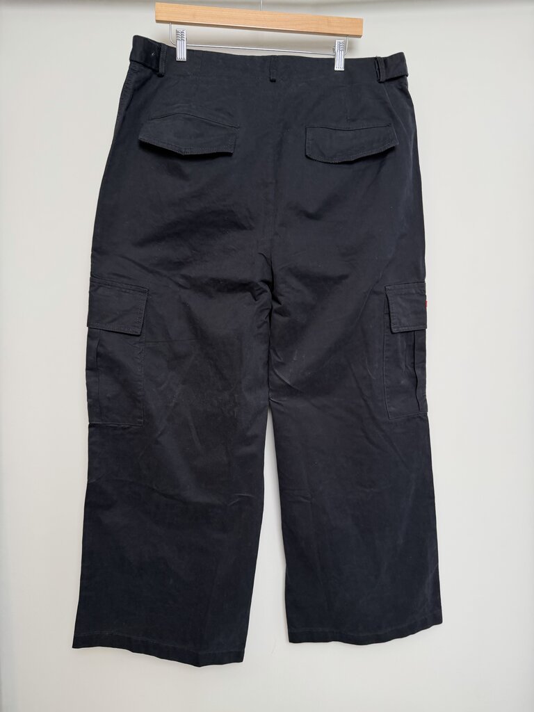 New GV Gallery Black Cargo size L