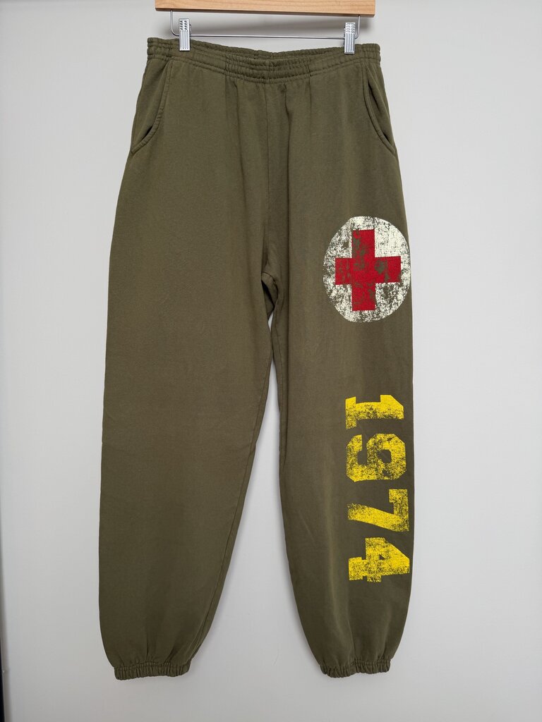 New 74iswar Green Spell Out Jogger size S