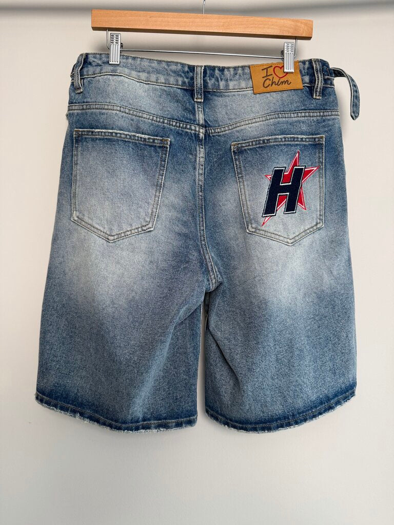 Preowned Hmdd Lightwash Rhinestone Shorts Size Medium