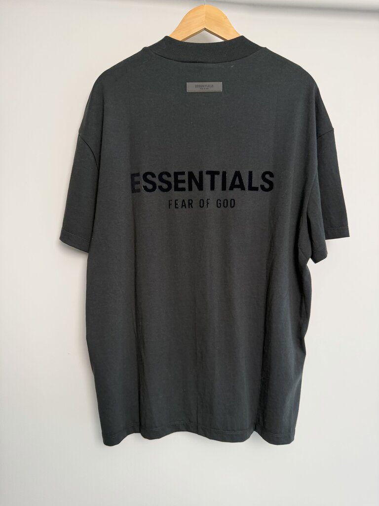 New Essentials Stretch Limo Tee Size Large