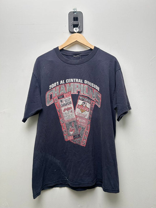 Indians 2001 Tee Size Large (Cut Tag)