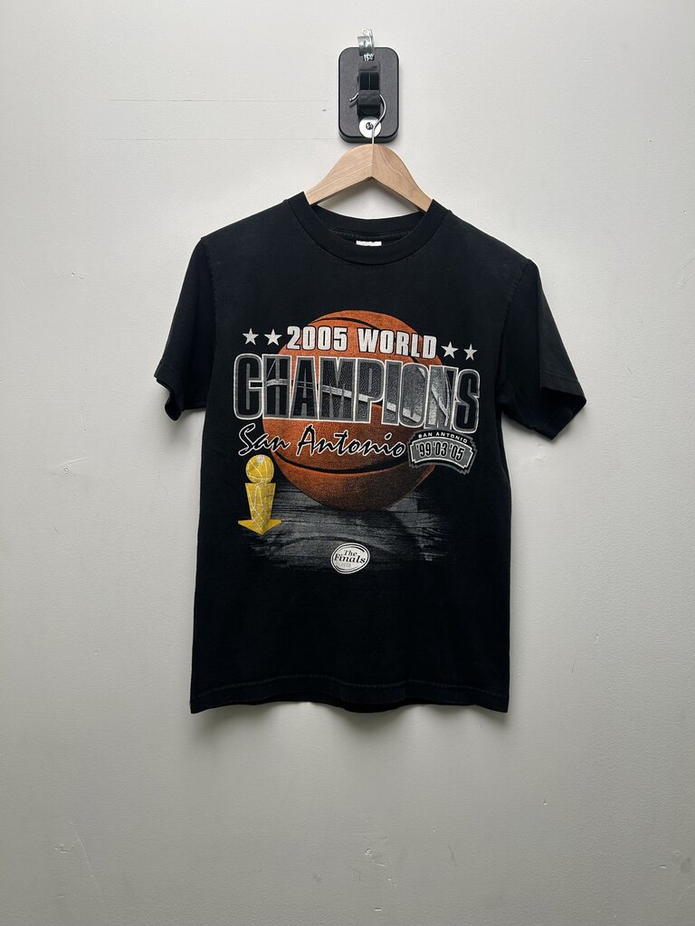 Spurs 2005 Championship Tee Size Small