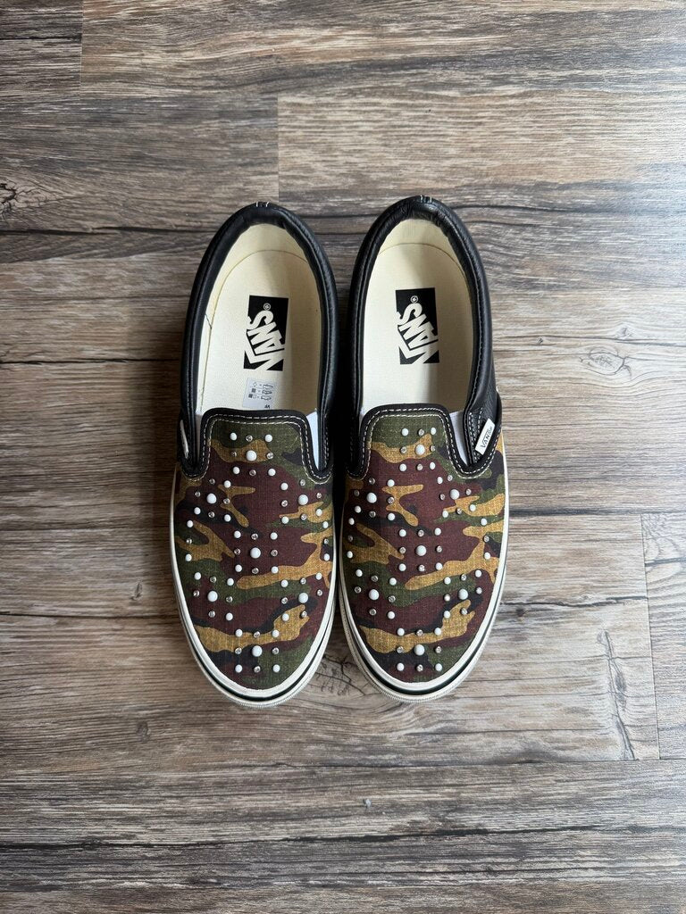 New Vans Camo Pearl Slip On Size 9
