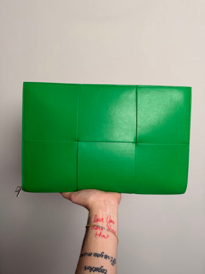 New Bottega Venetta Green Woven Pouch
