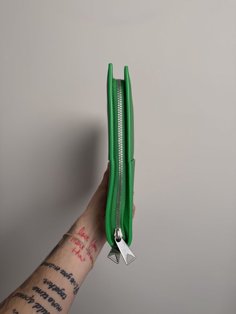 New Bottega Venetta Green Woven Pouch