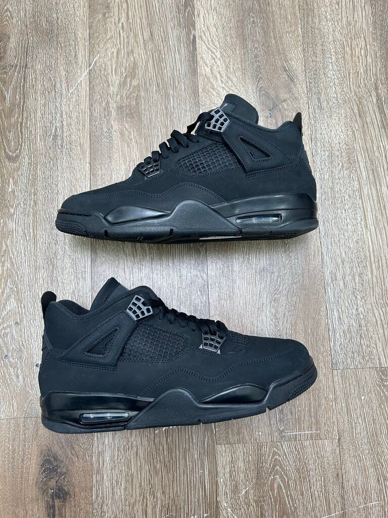 Preowned Jordan 4 Black Cat 2025 sz.12