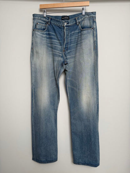 Preowned Balenciaga Lightwash Straightleg Denim size 34