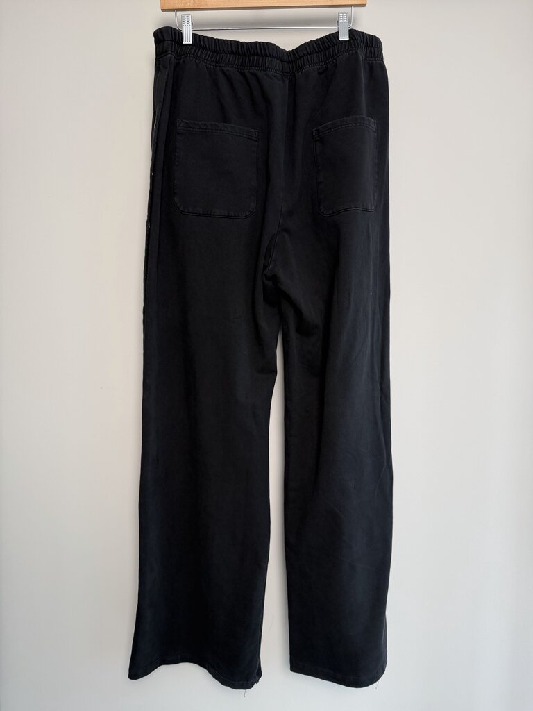 Preowned HMDD Black Star Logo Snap Pants size 2XL