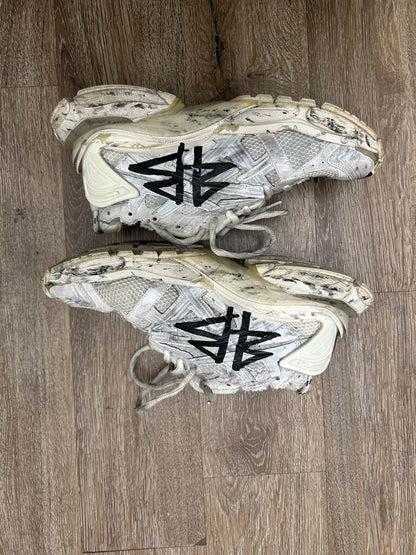 Preowned Balenciaga Triple White Distressed Graffiti sz.45