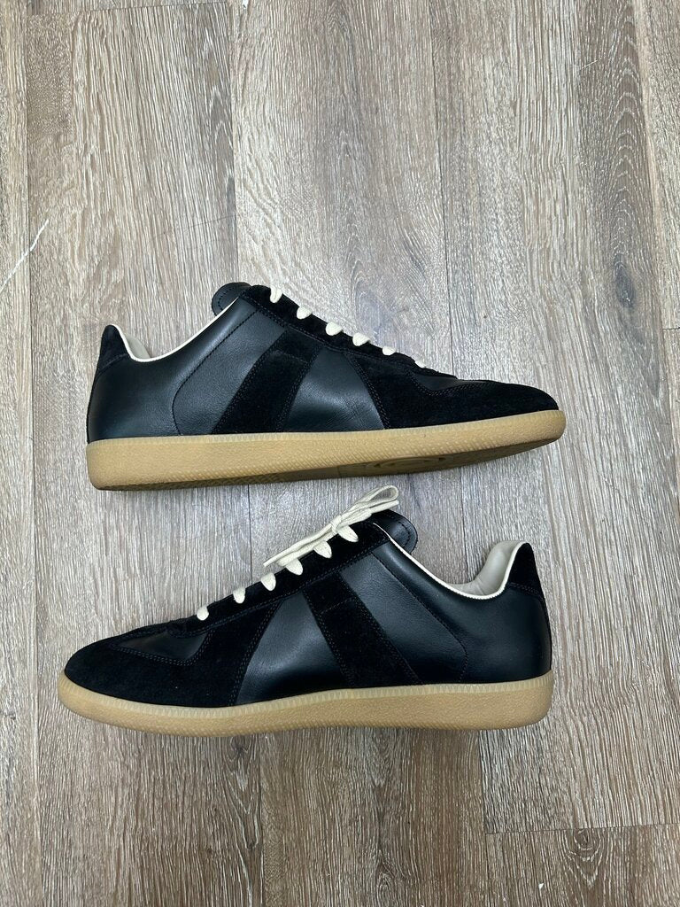 New Maison Margiela Gats Black Sz 44