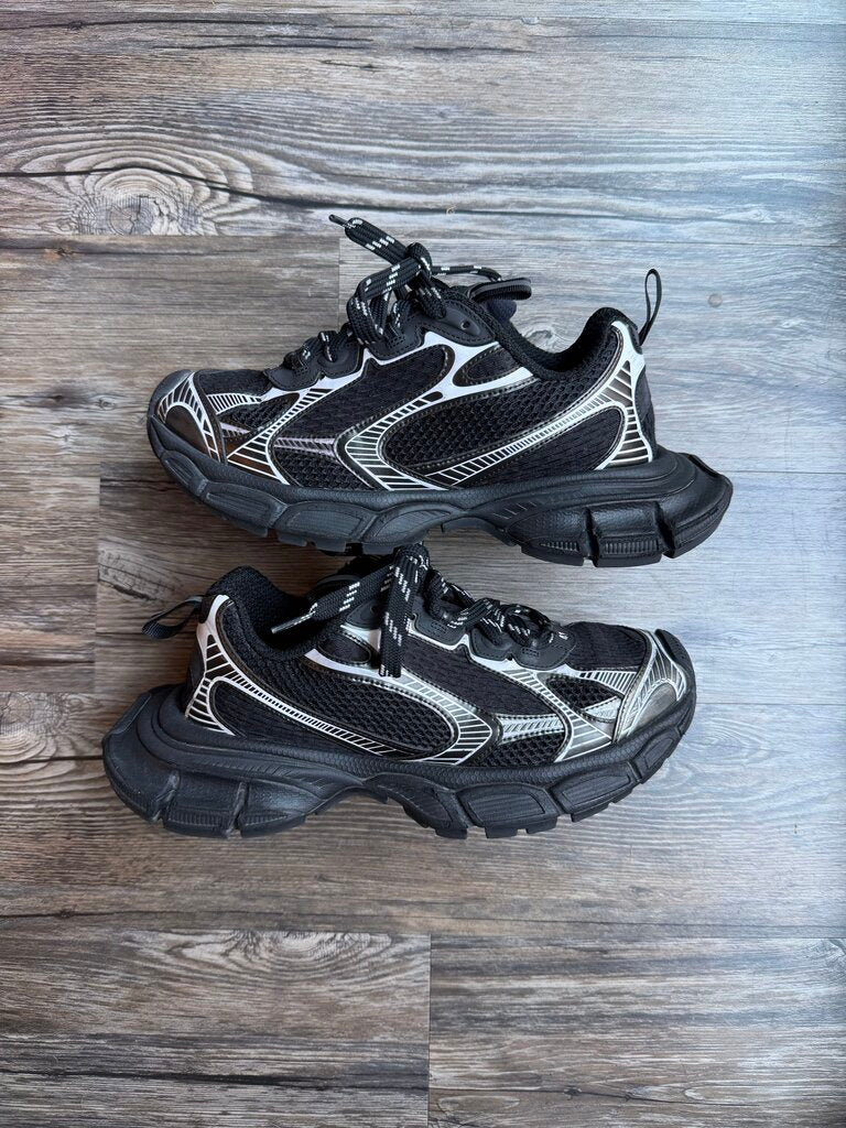 Pre-Owned Balenciaga 3XL Sz. 41