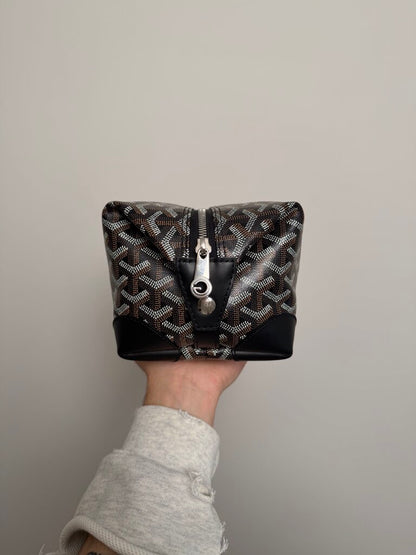 Prewoned Goyard Boeing Toiletry Black