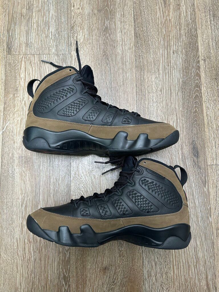 Preowned Jordan 9 Olive Sz.10.5