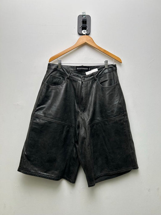 Preowned Gv Gallery Black Leather Double Knee Shorts Sz.Medium