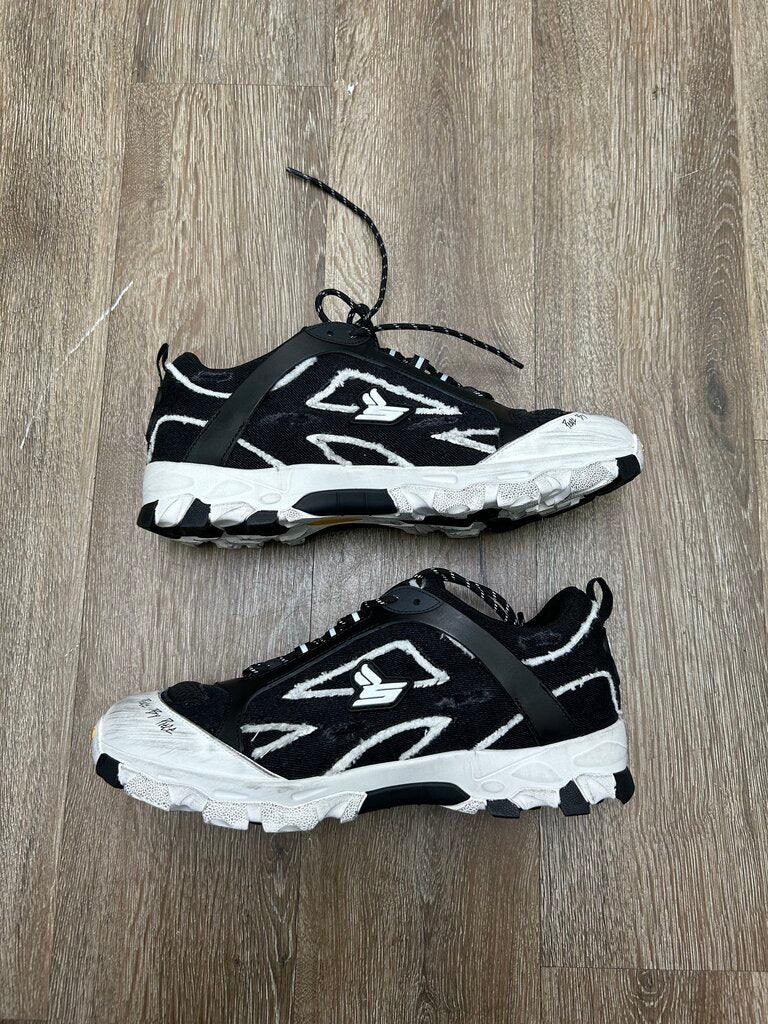 New Sicko Hiking Sneaker Black White Bottom Sz.11