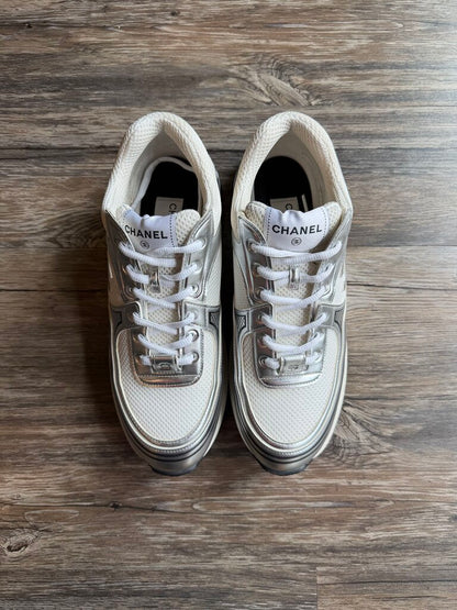 Preowned Chanel Runner Silver White size 44