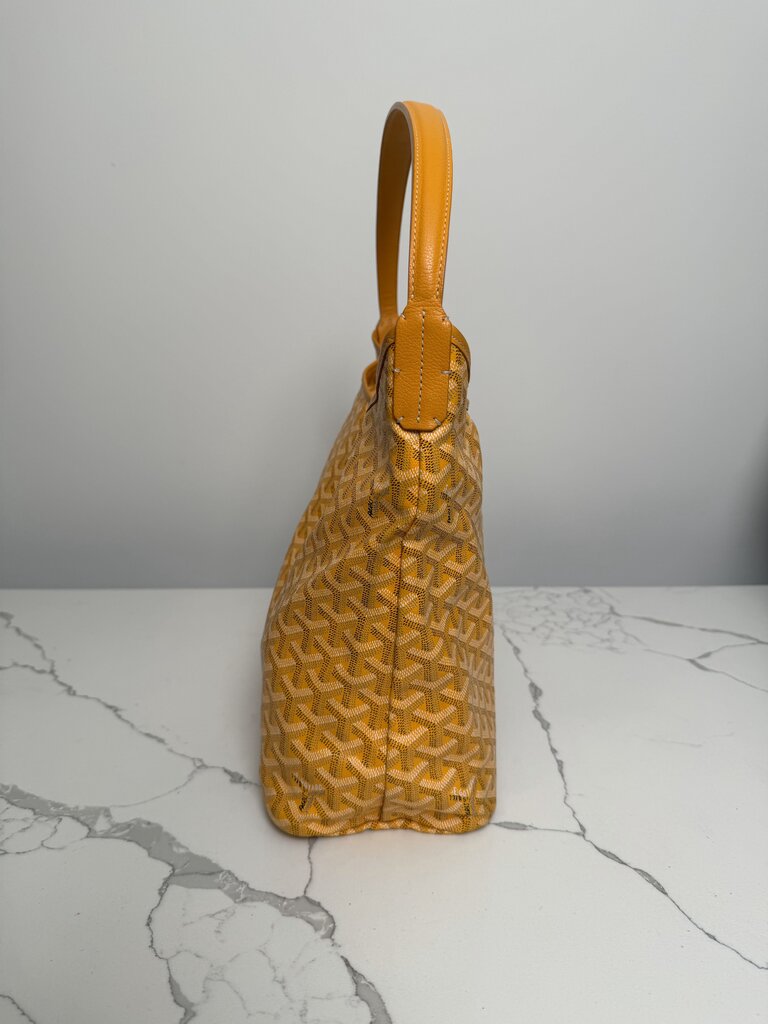 Preowned Goyard Boheme Yellow Hobo Bag