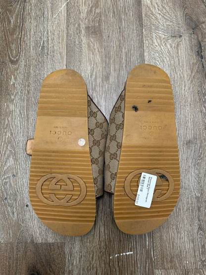 Preowned Gucci Monogram Sandal Size 7