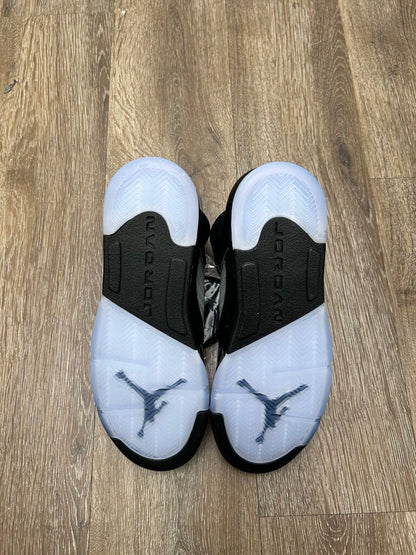 New Jordan 5 Black Metallic Reimagined sz.6y