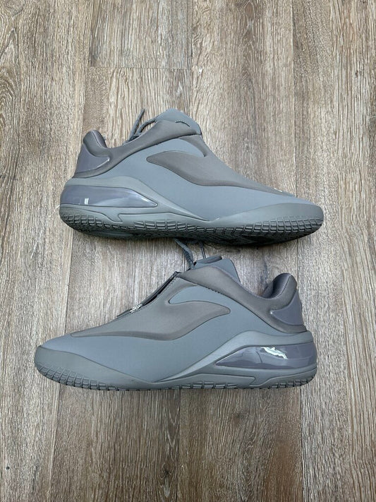 Preowned SGA 001 Grey Sz.11.5