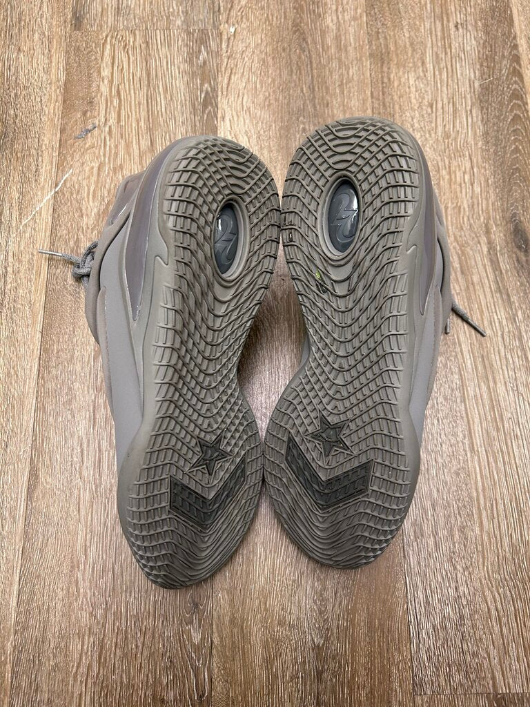 Preowned SGA 001 Grey Sz.11.5