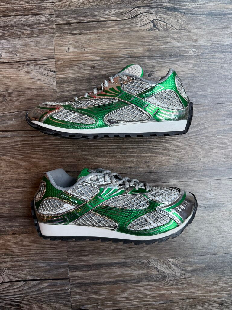 Preowned Bottega Orbit Silver Green size 42