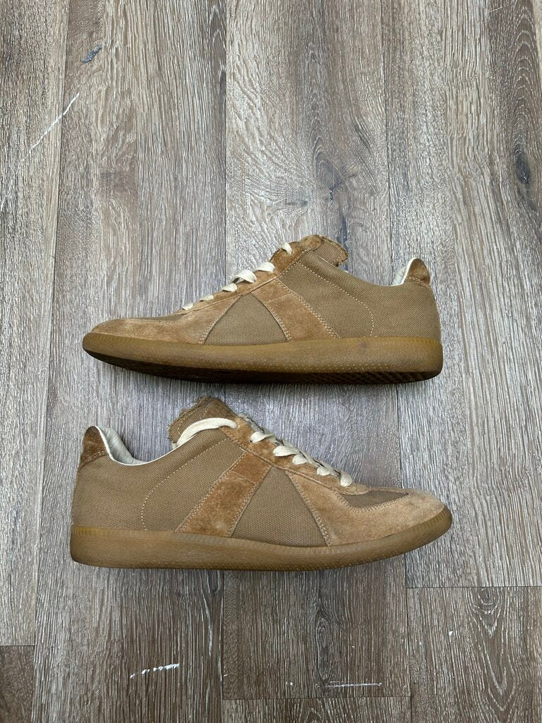 Preowned Margiela Tan/Tan Canvas Size 42