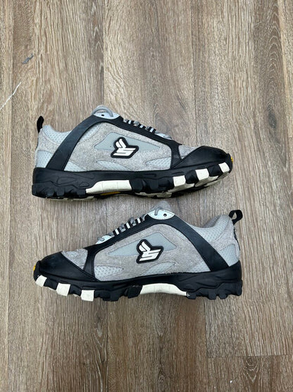 Preowned Sicko Hiking Grey Size 8