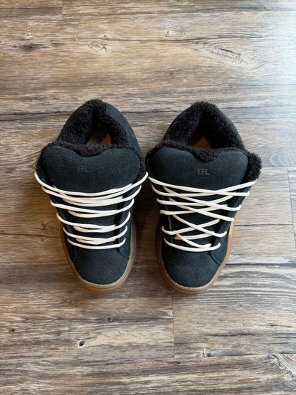 Preowned ERL Vamp Low Black Size 9