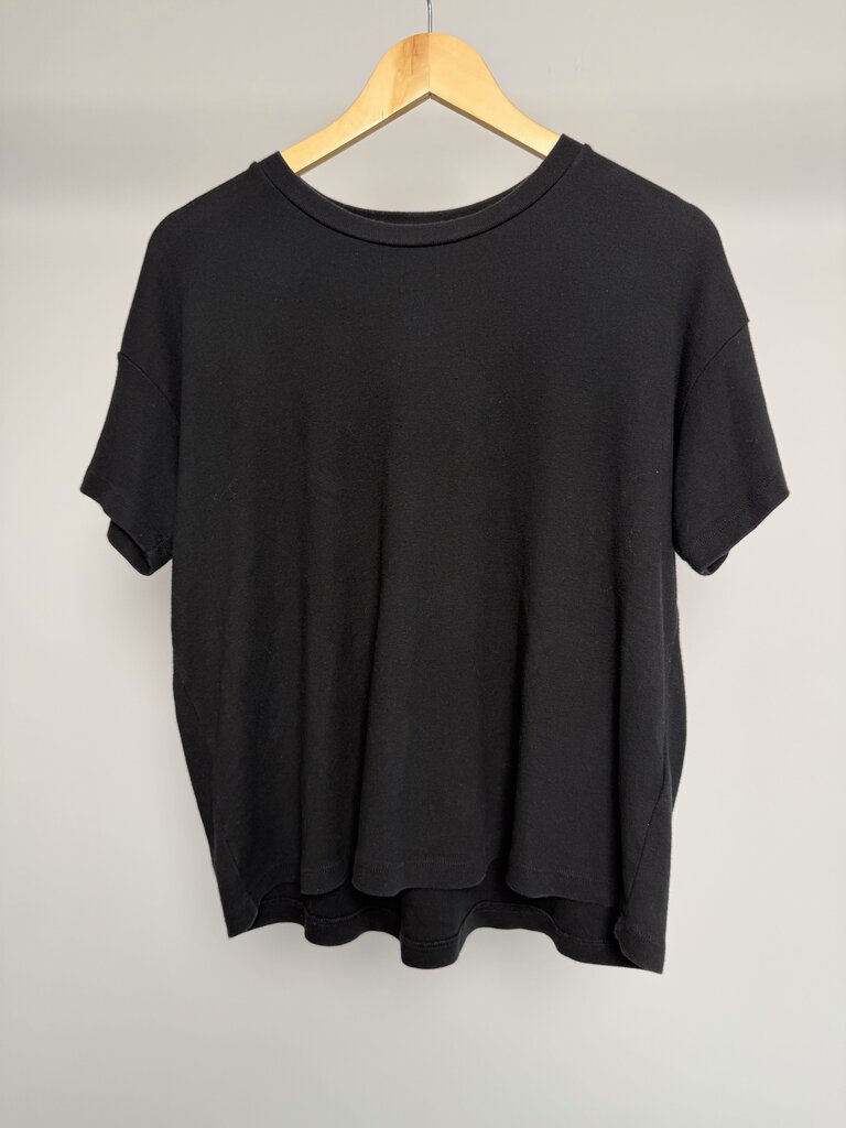 New ERD 9 Panel Black White Tee size S